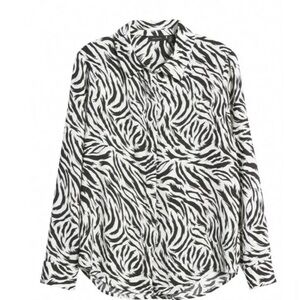 Halogen black and white zebra print blouse